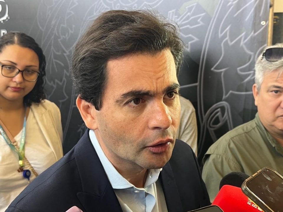 Garcia afirma que governo vai em busca de consenso pela primeira-secretaria e diz: melhor cenrio  que no haja disputa
