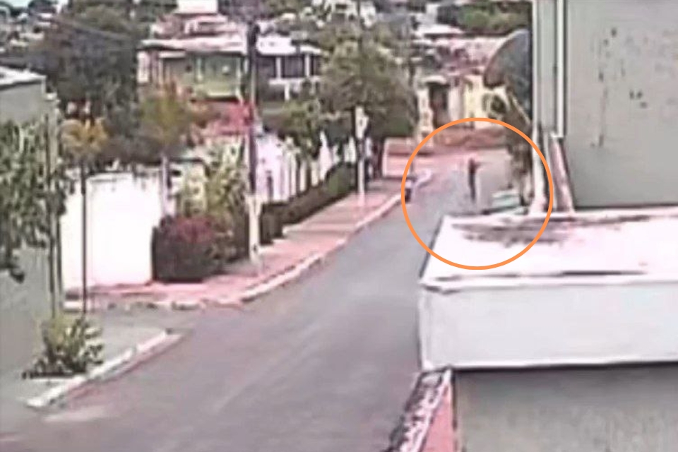 Vdeo mostra momento em que sargento da PM  baleado na cabea em Cuiab; veja vdeo