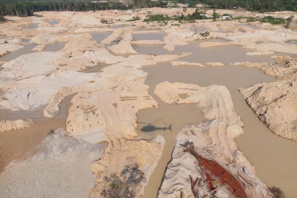 Chacina em garimpo ilegal na Terra Indgena Sarar deixa quatro mortos e um ferido