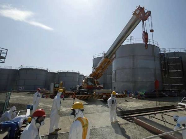 Mais 300 toneladas de gua radioativa vazam em Fukushima