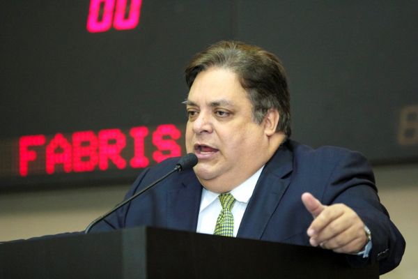 Gilmar Fabris destaca ideologia de centro-esquerda e atuao governista para justificar escolha pelo PMDB