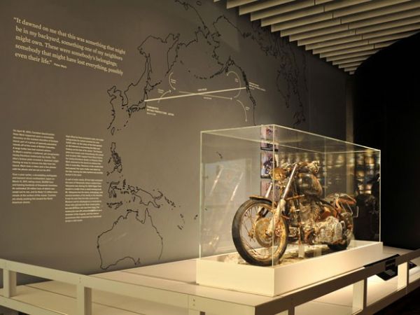 Museu Harley-Davidson expe moto sobrevivente do tsunami no Japo
