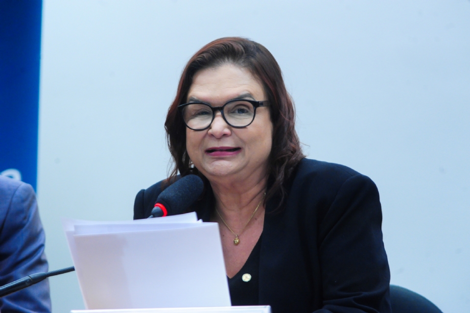 'Meu nome continua nessa possibilidade', diz Rosa Neide sobre candidatura em Cuiab
