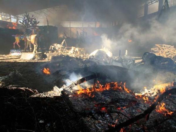 Incndio em pavilho destruiu material do Natal Luz de Gramado
