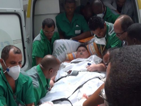 Jovem obeso foi transferido de Serrinha, na Bahia, para Salvador