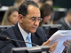 Joo Paulo Cunha est 'preocupado', mas espera justia, diz advogado