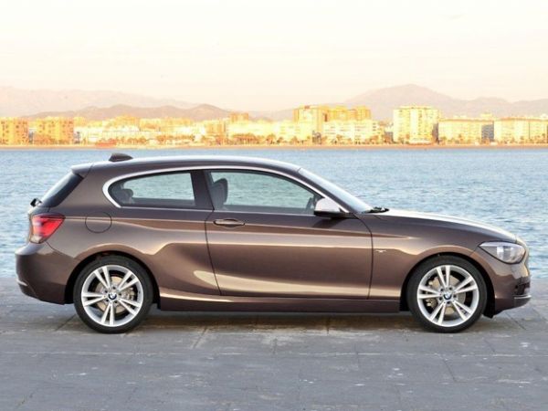 Nova gerao do BMW Srie 1 ganha verso duas portas