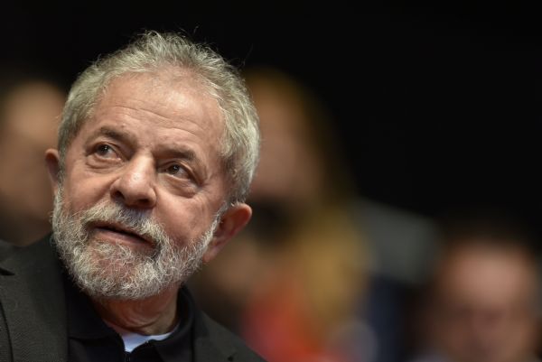 Lula  fundamental para convencer deputados, dizem aliados