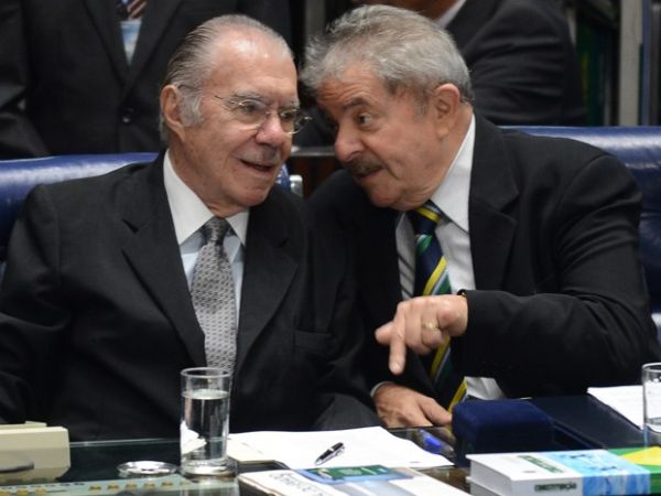 Lula compara Sarney a Ulysses em sesso pelos 25 anos da Constituio