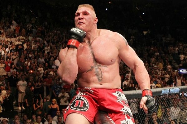Gigante Brock Lesnar vai participar do UFC 200