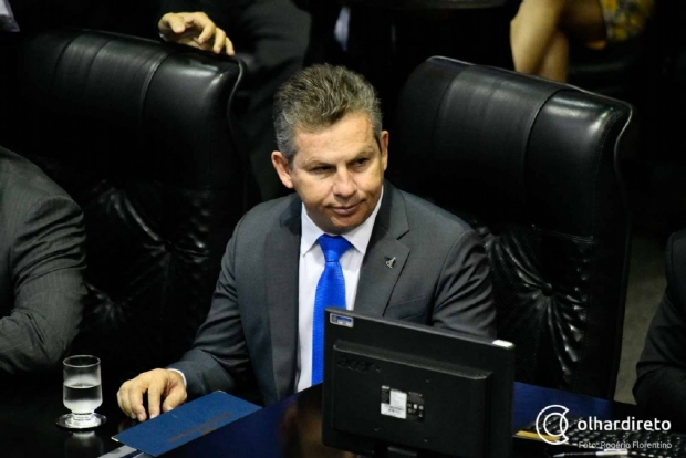 Em primeiro ato, Mauro Mendes estende expediente de servidores pblicos em MT