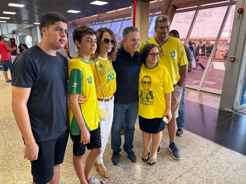 Mauro e Virgnia tambm so tietados no aeroporto