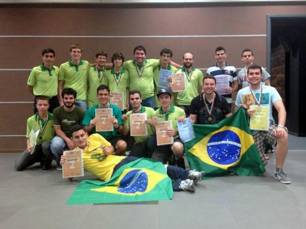 Brasileiros conquistam 14 medalhas em torneio de matemtica na Bulgria
