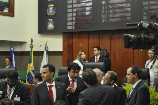 Maquinrio de Mauro deve ser investigado pelo Ministrio Pblico Estadual, pedem vereadores