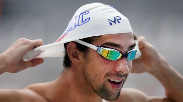 Phelps no fica nem no pdio dos 200m livre antes de seletiva para Rio-16
