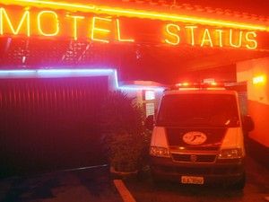 Pai  de 33 anos e filho apenas de 2 so encontrados mortos em motel