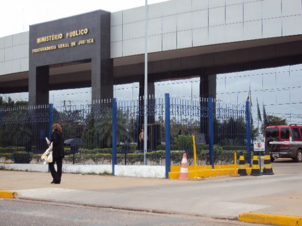 MPE abre inqurito para apurar as denncias de licitao sobre VLT