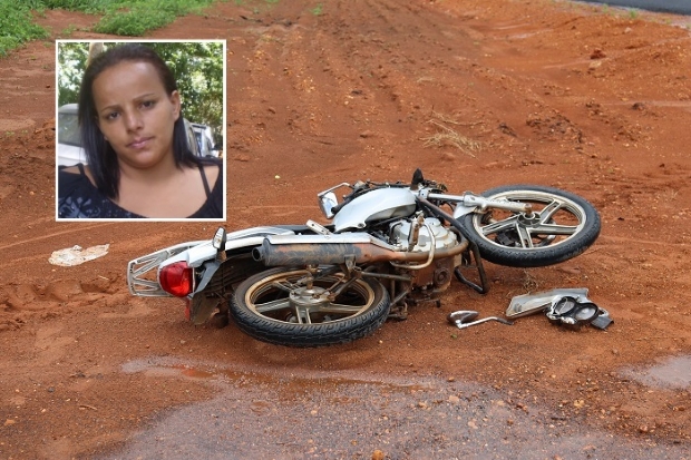Mulher morre durante cirurgia aps coliso entre moto e caminho