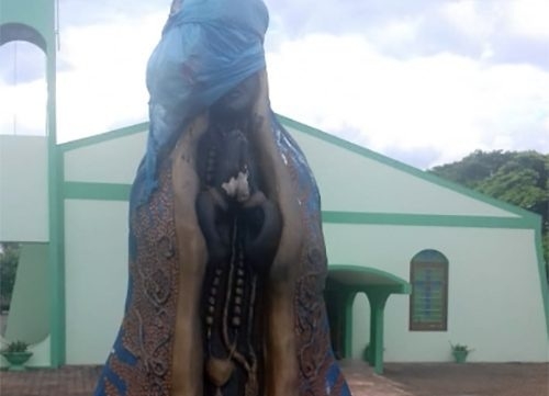 Imagem de Nossa Senhora em frente a igreja de MT volta a ser alvo de vandalismo