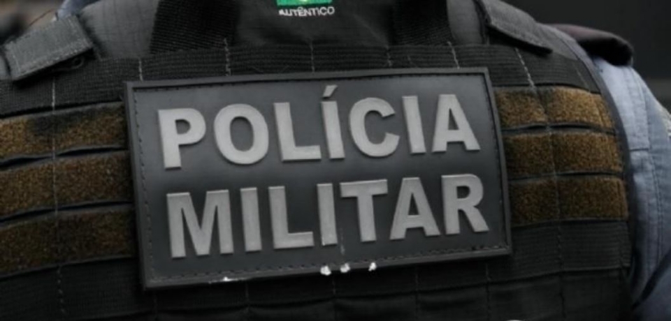 Perseguio policial por bairros de Cuiab termina com um preso por trfico de drogas