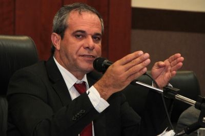 Onofre no concorda com eleio de Pinheiro e quer pleitear anulao na Justia