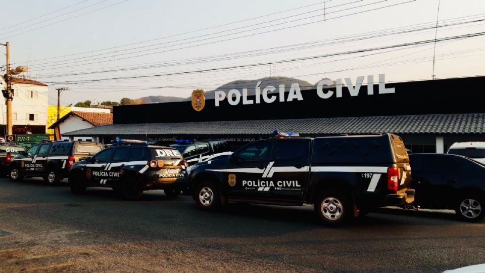 Polcia Civil cumpre 29 mandados de priso contra membros de organizao criminosa e sequestra dinheiro de contas bancrias