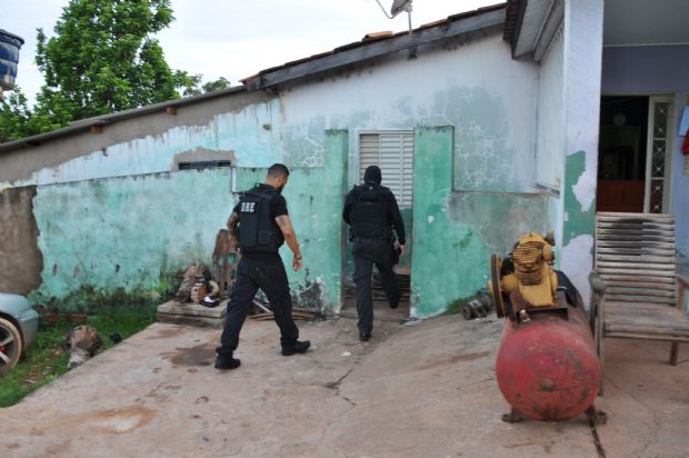 ​Combate ao trfico domstico em 2017 fecha 210 bocas de fumo e prende 150 traficantes em Cuiab