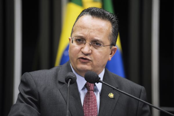 Pedro Taques articula candidatura  Presidncia para enfrentar Calheiros