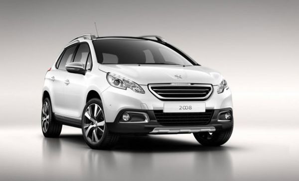 Peugeot revela fotos da verso de produo do SUV 2008
