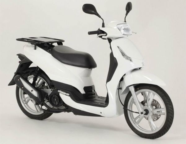 Peugeot apresenta scooters utilitrios na Itlia