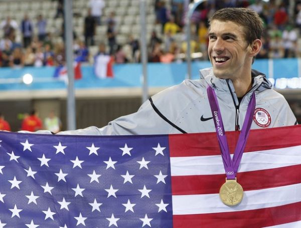 Fenmeno: das 19 medalhas conquistadas por Michael Phelps, 15 so de ouro