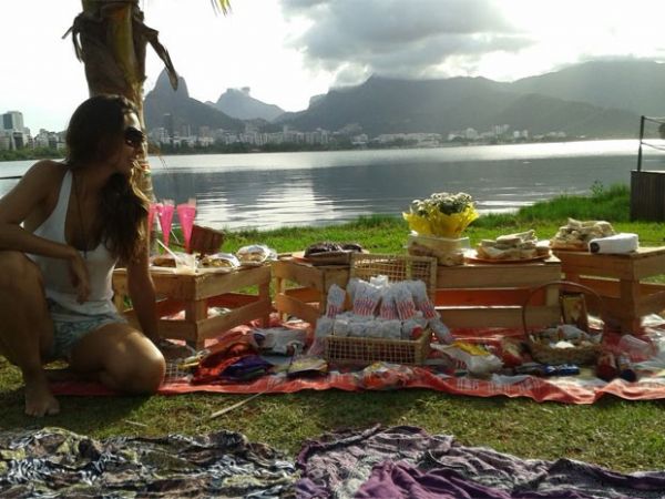 Cariocas pagam at R$ 2 mil por piqueniques chiques na Lagoa, Rio