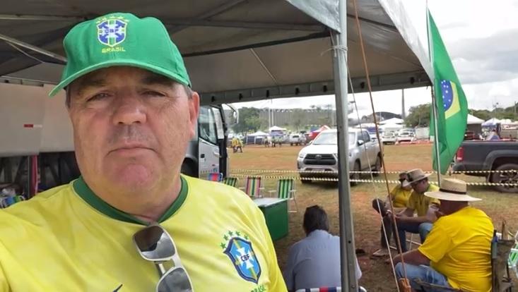 Prefeito bolsonarista de Mato Grosso diz que se encontrou com Braga Neto em Braslia e haver 