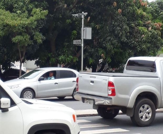 Radar  instalado em ponto da morte na avenida Miguel Sutil em Cuiab