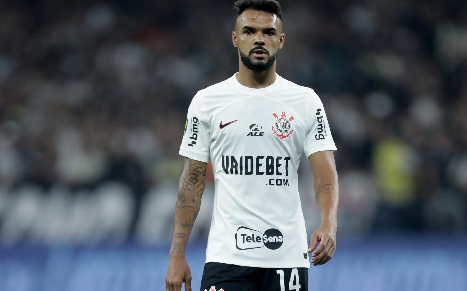 Aps calote por Raniele vazar, Corinthians assume atraso e Cuiab aciona CBF