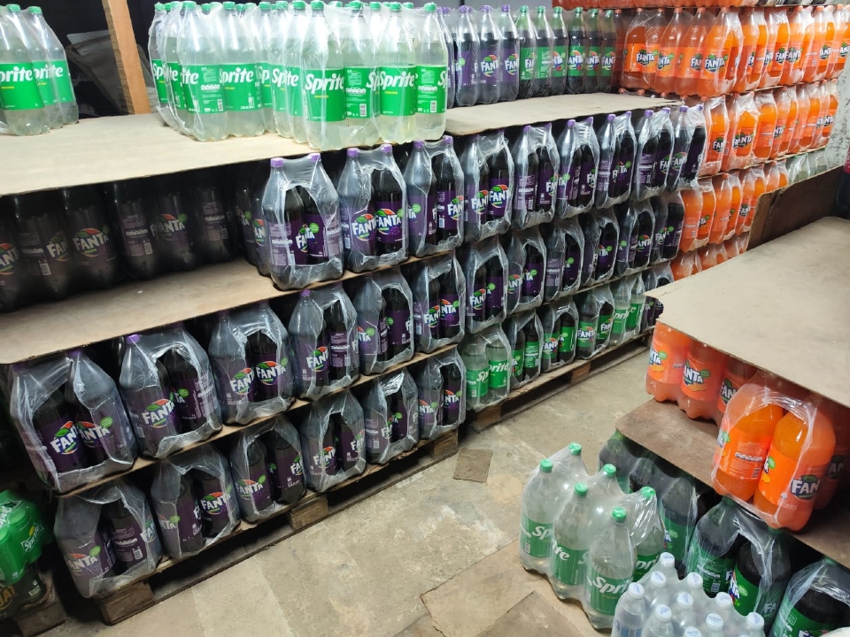 Grupo causa prejuzo de R$ 300 mil a supermercados aps desvio de cargas de refrigerantes