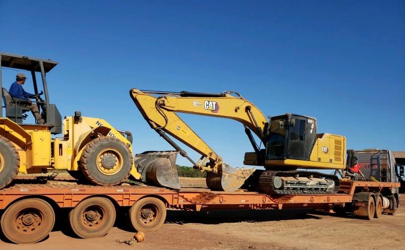 Operao resulta na apreenso de maquinrios usados no desmatamento ilegal no Araguaia; jabuti em cativeiro  solto