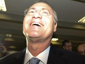 Calheiros supera Taques por 56 votos a 18 e se elege presidente do Senado