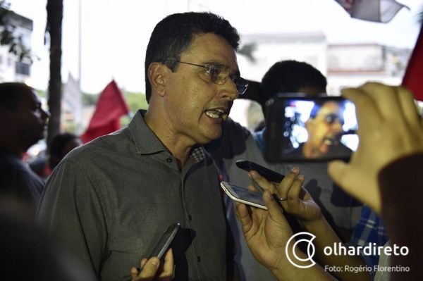 Sguas Moraes  diz que Temer no  firme e critica ministrio poltico