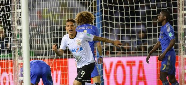 Guerrero  comemora o gol do ttulo do Corinthians