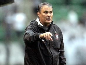 Tite prega respeito, mas admite: 'Responsabilidade  do Corinthians'