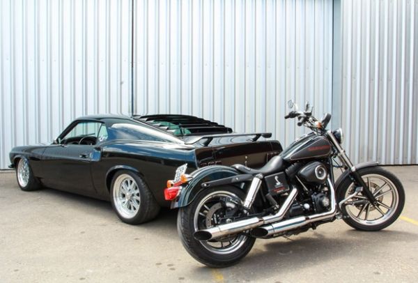 Inspirada em Mustang, Harley-Davidson ganha visual especial
