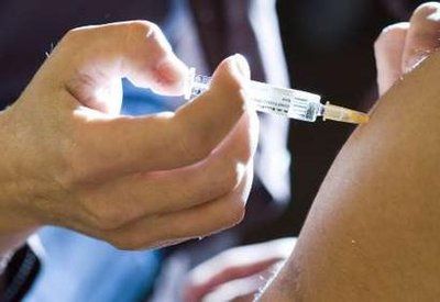 Para evitar novo surto, Varzea Grande prossegue vacinao contra gripe at 26 de abril