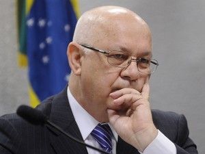 Aps aprovao no Senado, Dilma nomeia Teori Zavascki para o STF