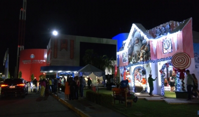 Prespio iluminado na ALMT  aberto para comunidade