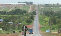 Governo entrega a populao de Rondonpolis a reconstruo dos 16 KM do Anel Virio