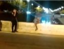 Policial toma atitude ousada para salvar mulher que tentava suicdio