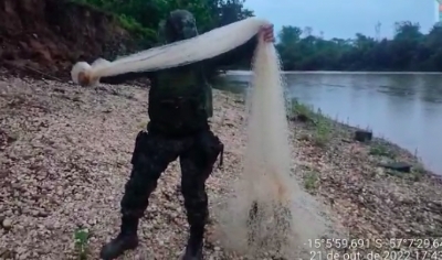 Trs so presos por pesca irregular durante piracema