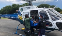 Com dores e dificuldades de movimentao, idosa  socorrida de barco e pelo Ciopaer em comunidade no Pantanal