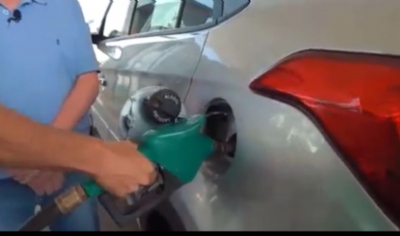 Ablio acusa posto de gasolina de abastecer mais do que o tanque suporta; empresrio rebate